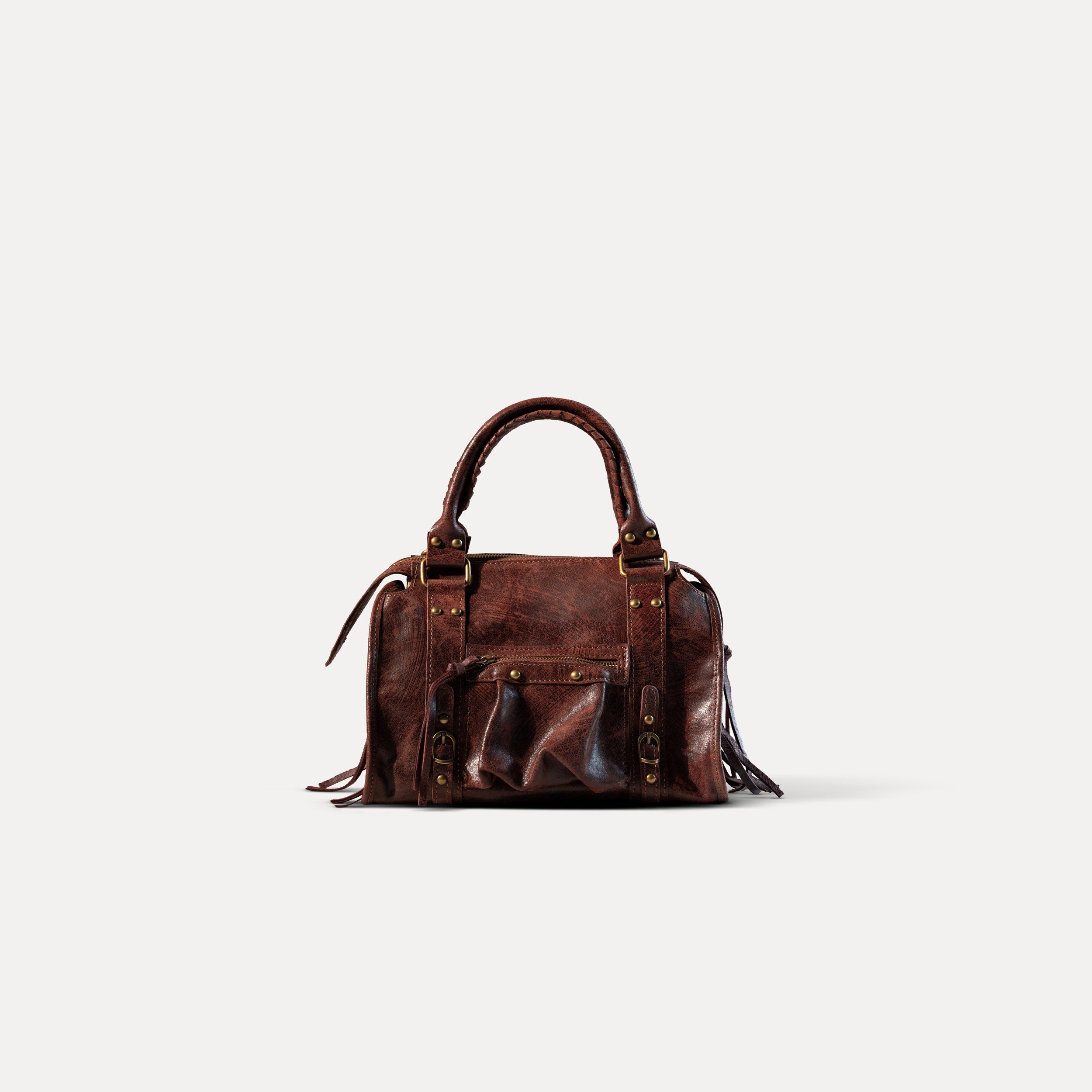 sac à main femme forme bowling avec bandoulière de côté en cuir vieilli acajou sur fond blanc